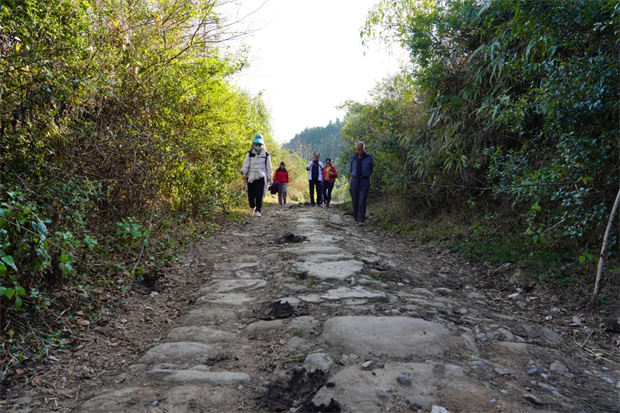 云南旅游,云南旅行社,云南團建公司,云南會議公司,騰沖旅游,騰沖旅行社,騰沖團建公司,騰沖會議公司：徒步千年古道 游歷西源古城